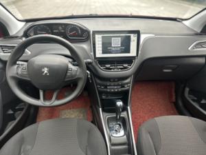 Dongfeng <span class=keywords><strong>Peugeot</strong></span> <span class=keywords><strong>2008</strong></span> SUV 5 places d'occasion 2014-2020, transmission <span class=keywords><strong>automatique</strong></span>, essence, avec toit ouvrant panoramique - Product Image 2