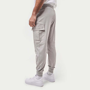 2025 Pantalons cargo décontractés pour hommes de haute qualité avec un matériau respirant Impression de logo personnalisable Services OEM supérieurs à un prix - Product Image 3