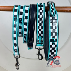 สายจูงสุนัขและปลอกคอสำหรับสุนัขขนาดเล็กและขนาดกลางสายจูงสุนัขทำจากหนังเครื่องมือมือรูปแบบกระดานหมากรุกมาใหม่ - Product Image 1