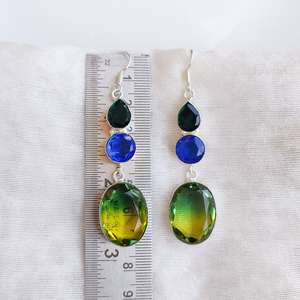 Boucles d'oreilles en tourmaline bicolore multi-pierres, plaquées argent, boucles d'oreilles en cristal, bijoux bohèmes faits à la main, cadeau pour elle - Product Image 1