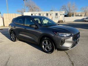 Ford Escape Hybrid ST-Line FWD 2025 - Product Image 2