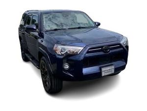 Toyota 4Runner SR5 SUV automatique 2020, sièges en cuir, phares à LED, toit ouvrant - Product Image 2