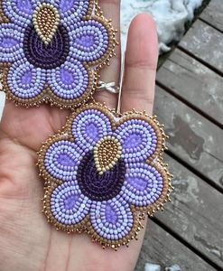 Boucles d'oreilles vintage multicolores à la mode bohème, boucles d'oreilles pendantes tissées à la main en perles de riz et pampilles pour mariages - Product Image 5