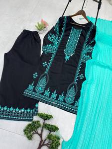 Ensemble chemisier et palazzo indiens modernes avec ensemble Dupatta assorti pour demoiselles d'honneur ou fonctions Mehendi utilisées pour l'approvisionnement mondial - Product Image 6