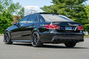 Mercedes-Benz E63 S AMG Sedán 2015 Usado en Excelentes Condiciones - Product Image 6