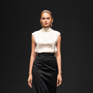 Vente en gros Chemise femme YANNE SILK SLEEVELEX BLOUSE Sleeveless Mison Satin Vêtements pour femmes Vêtements élégants avec logo personnalisé - Product Image 3