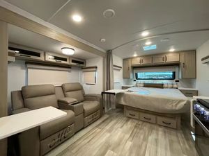 Cómodo Top Camper trailer remolque de viaje fuera de la carretera - Product Image 5