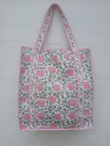 Sac fourre-tout matelassé imprimé à la main, motif floral multicolore, tissu en coton d'hiver, mode, deux bretelles - Product Image 3