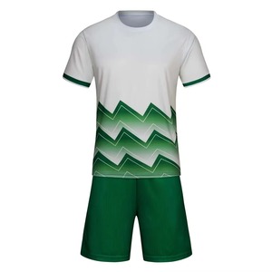 Fournisseur professionnel maillots de football ensembles d'uniformes de football pour hommes version de joueur rétro uniforme de football personnalisé 2026 - Product Image 5