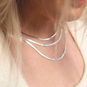 Collar de espiga de plata esterlina Diseño elegante y elegante - Product Image 1