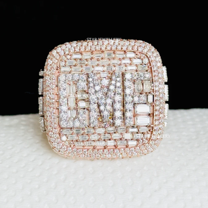 Bague de championnat de Hiphop Moissanite classique en argent sterling 925 plaqué or rose avec serti de broches - Product Image 1