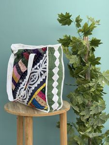 Vente en gros de sacs cabas matelassés en coton pour femmes, sacs à provisions personnalisés à motifs patchwork imprimés, sacs de voyage à usage quotidien, à la plage, idée cadeau - Product Image 4