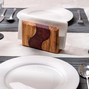 Porte-serviettes en résine et bois Accessoire de table fait à la main qui allie la beauté naturelle à l'art époxy moderne - Product Image 3