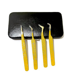 Pince à cils à angle de 90 degrés en acier inoxydable avec poignée en diamant blanc rose - Product Image 5