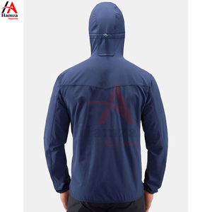 Venta al por mayor de alta calidad por encargo azul chaqueta Softshell para los hombres con cremallera cuello con capucha estilo de la calle transpirable para la primavera - Product Image 4