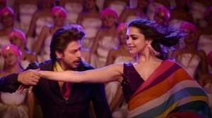 Bollywood Indio más vendido Faux Georgette Impresionante Impreso Fancy Ethnic Wear Saree Trendy Export Última ropa de fiesta exclusiva - Product Image 4