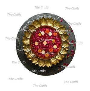 Admirable Design Urli En Laiton Martelé Urli Fait À La Main Forme Ronde Urli Décoratif Pour Mariage Diwali Utilisation - Product Image 4