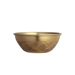 Bols à dattes en métal élégants, fabriqués avec des matériaux durables et un design moderne, parfaits pour la décoration intérieure haut de gamme et les cadeaux - Product Image 3