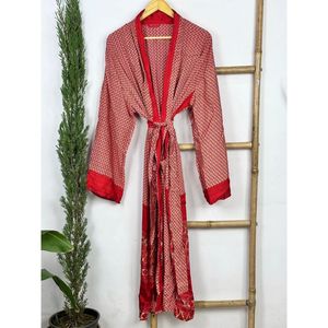 Bata de Seda Reciclada para Hombre, Estilo Kimono Vintage XL, Elegancia Masculina, Duradera y Clásica - Product Image 1
