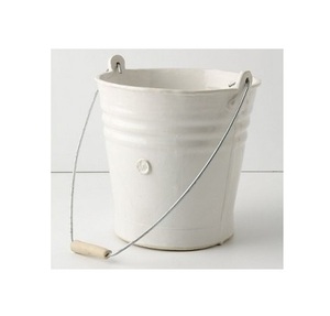 Jardinière galvanisée étroite haute pour les jardins de balcon urbains où l'espace est limité mais le style est important - Product Image 1