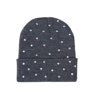 Gorro de Invierno de Punto Personalizado con Cristales Brillantes, Decorado con Pedrería, Elegante, Cálido, Suave y Moderno - Product Image 4