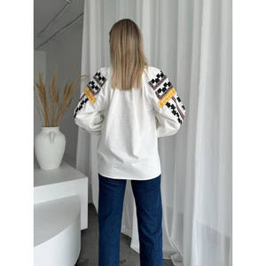 เสื้อเบลาส์สไตล์ยูเครนสั่งทำสำหรับงานปาร์ตี้ในโอกาสต่างๆดีไซน์ทันสมัย - Product Image 2