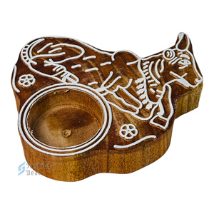 Oferta de Moda Inteligente: Portavelas de Madera Ecológico Hecho a Mano con Forma de Elefante, Impresión en 2 Colores (Sin Vela Tealight) - Product Image 1