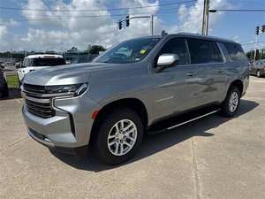 2023 Che-vro-let Sub-urb-an LT 4dr SUV (5.3L 8cyl 10A) - Product Image 2