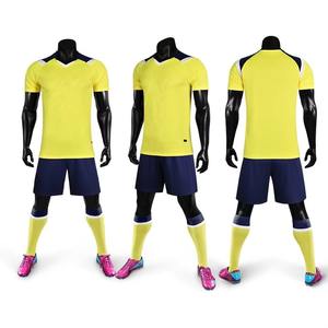 ชุดกีฬาฟุตบอลสำหรับเด็กผู้ใหญ่ชุดกีฬาสำหรับผู้ชายชุดฝึกออกแบบได้เองพิมพ์ลายดิจิทัล220กรัม - Product Image 4