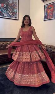 Vente chaude vêtements de fête femmes vêtements Chikankari Kurta et bas ensemble avec broderie travail disponible au meilleur prix pour l'exportation - Product Image 4