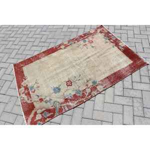 Alfombra Turca, Alfombra Decorativa de 3.4x5.3 pies, Alfombra Oriental Roja de Lana Vintage - Product Image 2