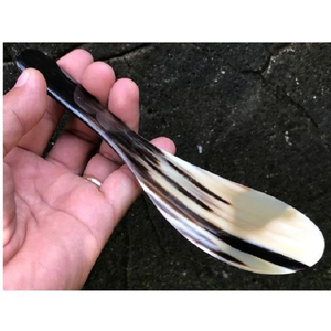 Cuillère de mariage classique en corne de buffle noire, écologique, pour les fêtes, fabriquée en Inde - Product Image 2