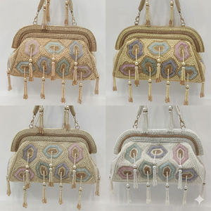 Bolsos de Mano de Diseño para Mujer, Estilo Indio, Ligeros, con Solapa y Correa para la Muñeca, Personalizables, de 1 Litro, a Precio Bajo - Product Image 1