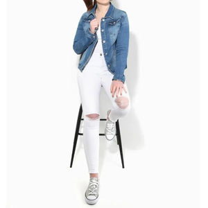 Chaqueta Vaquera Elegante para Mujer, Prenda Exterior de Mezclilla Azul de Moda, Perfecta para Chicas, Damas y Atuendos Casuales de Moda Diaria - Product Image 6