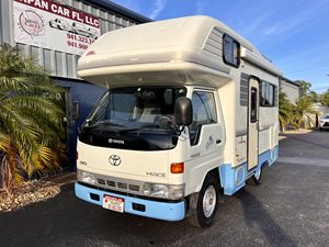 1996 Toyota HiAce Camper 4WD cambio manuale a 5 marce Diese l Motorhome