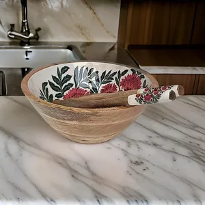 Tazón de Madera Ecológico Hecho a Mano con Arte Impreso para Decoración de Cocina, Incluye Dos Cucharas - Product Image 3