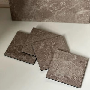 Juego de 4 posavasos cuadrados de piedra con aspecto de mármol hechos a mano, decoración moderna para mesa - Product Image 1