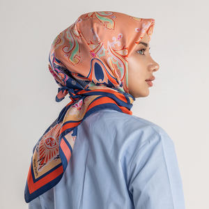 Écharpe de luxe en twill avec bords roulés à la main, motif ethnique oriental Paisley et motifs traditionnels, imprimé artistique, foulard carré 90x90cm, toutes saisons - Product Image 5