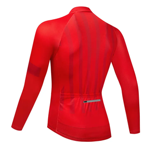 T-shirts de sport respirants à sublimation personnalisée en polyester 100% légers évacuant l'humidité - Product Image 2