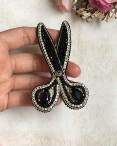 Arbre de Noël en feutre brodé à la main, élégant, beau, écologique, doux, avec des perles, charme festif, couleur et taille personnalisées, tendance - Product Image 1