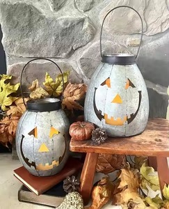 Decoración de pared clásica de calabaza de Halloween con diseño de cara único perfecto para decoraciones espeluznantes para fiestas y celebraciones de otoño - Product Image 2