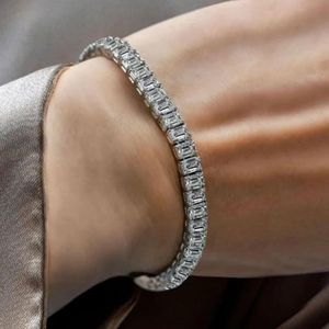 Pulseras de tenis con diamantes moissanita corte esmeralda - Product Image 2