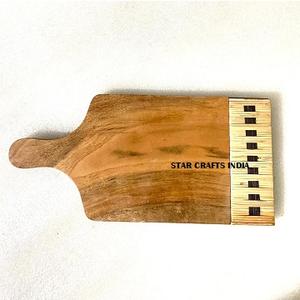 Venta caliente Nueva llegada Tabla de cortar Diseño de mimbre de madera para corte de charcutería decorativa Precio bajo de fábrica - Product Image 3