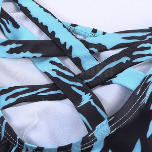 Maillot de bain 1 pièce confortable pour femmes respirant sans couture conception encolure dégagée contraste de couleur bikinis durables vêtements de plage - Product Image 5