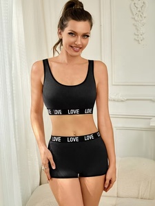 Ensemble de soutien-gorge de sport à col rond et dos nageur avec imprimé 'Love' et short taille haute respirant en Spandex et Polyester pour Yoga et Fitness, 2 pièces - Product Image 5