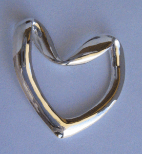Pendentif en argent massif fait main avec placage rhodium, orné de diamants, de perles et d'un charme en or-rose, bijoux - Product Image 1