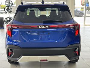 AUTO USATA DI ALTA PRESTAZIONE: Kia Seltos LX 2.0P SUV 2025, Pronta per la Spedizione in Tutto il Mondo - Product Image 6