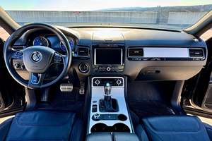 Volkswagen Touareg TDI R-Line d'occasion 2014, conduite à gauche/droite - Product Image 5