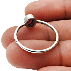 แหวนสวยงามใส่ได้ทุกวัน925เป็นพลอยโกเมนสีแดงเงินแท้ดูมีระดับเหมาะสำหรับผู้ส่งออกเครื่องประดับวันเกิด - Product Image 5