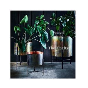 Macetas de plantas de Color dorado de aluminio de diseño extremadamente bueno para terraza y decoración de jardín a granel - Product Image 4